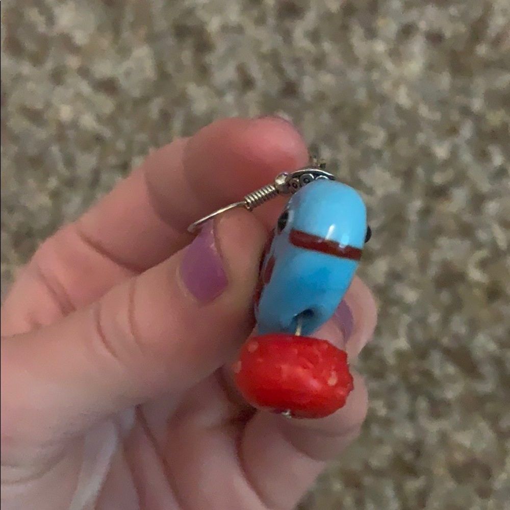 Earring - Picture 2 of 3